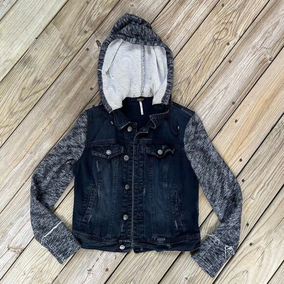 Free People Black Denim Trucker Jacket Hooded Distressed Knit Sleeves Size S - Picture 1 of 12